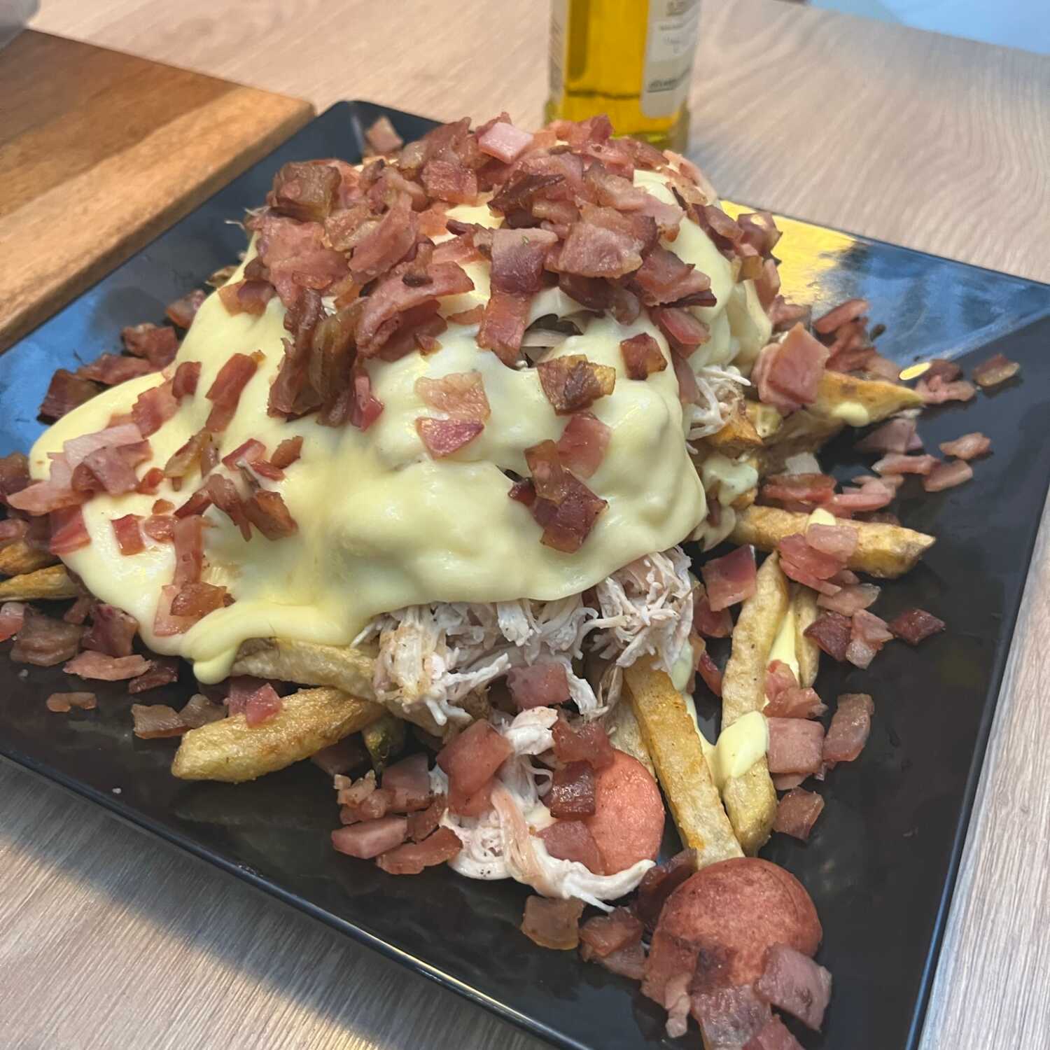 Salchipapa ranchero
