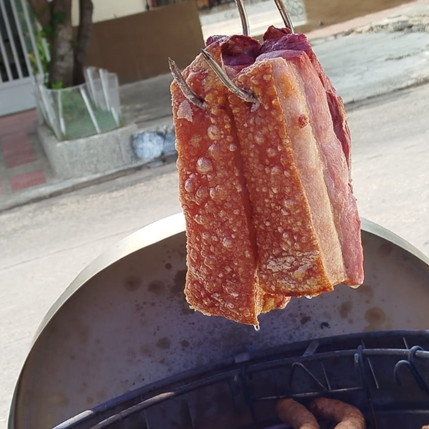 Chicharrón al Barril