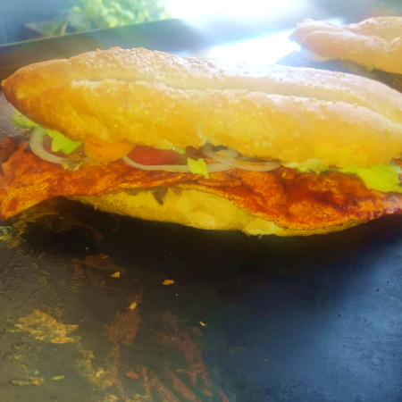 TORTA CHICA DE CARNE ENCHILADA