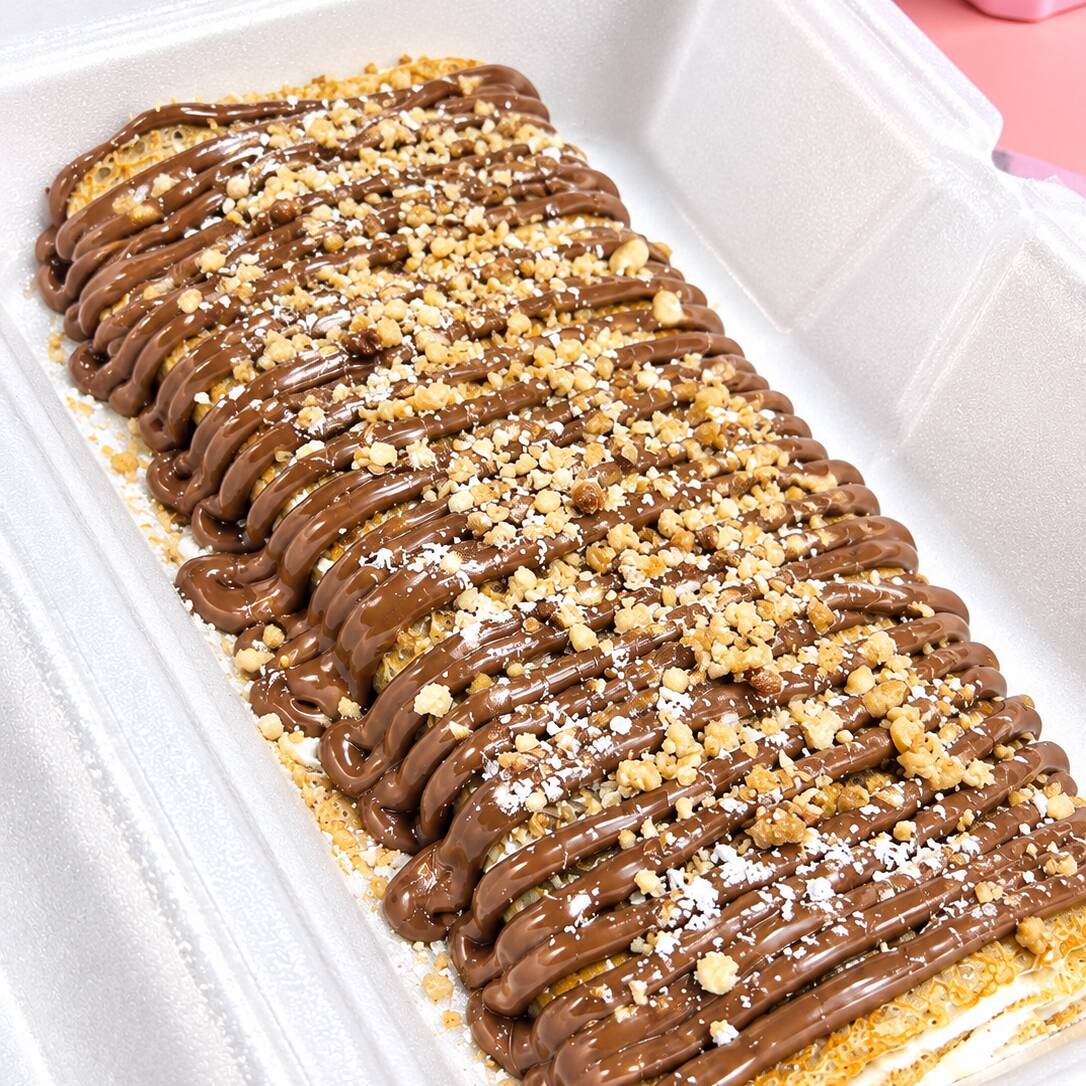 Crepa-Roll: Nutella, Philadelphia, Nuez