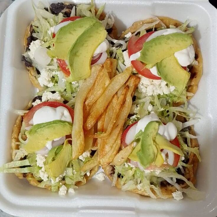 Sopes de Frijol