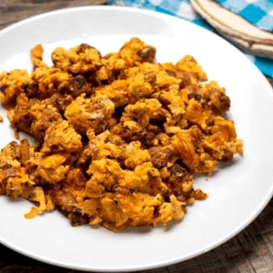 Huevos al Gusto con Chorizo