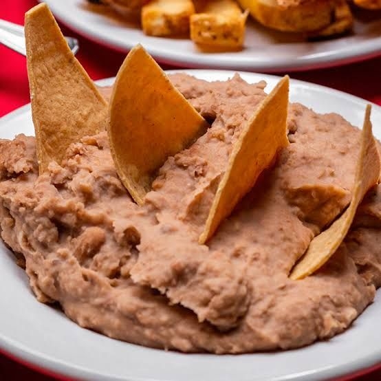Frijoles Refritos 1 orden 220grs. ( 2X1 )