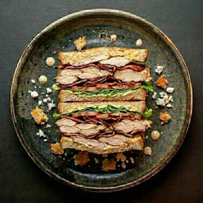 Clubsándwich de Pollo y Tocino