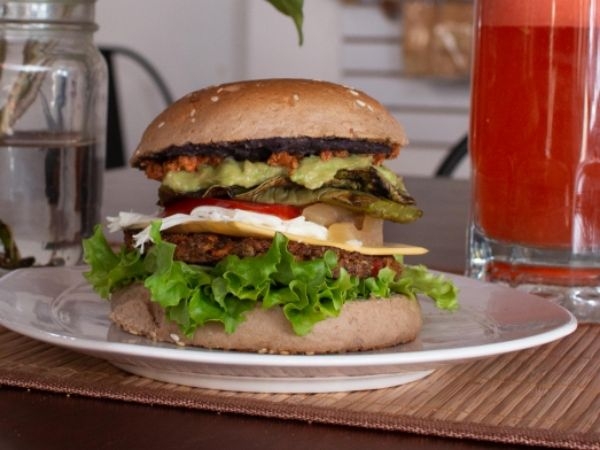 Combo Hamburguesa Doble + Agua