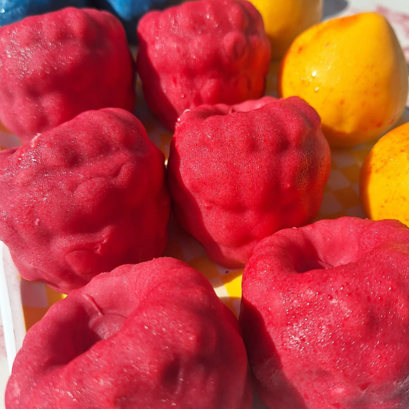 Fruta de Chocolate Realista - Mora