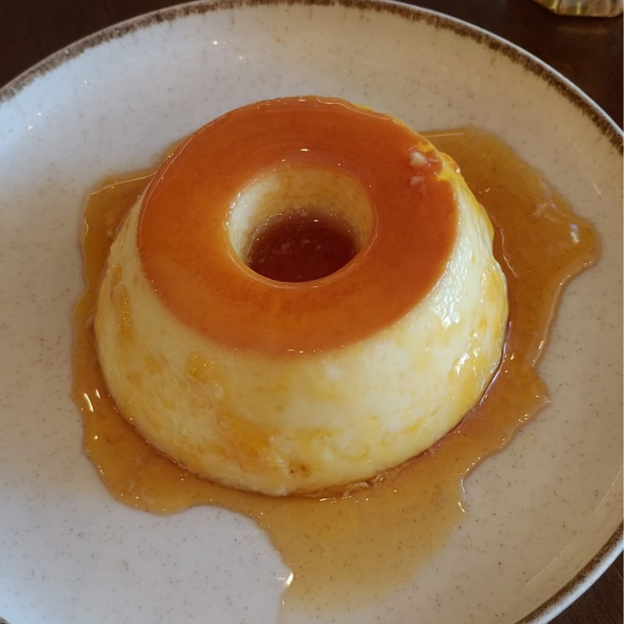 Mini Pudim de Leite Condensado 🍮
Delicioso mini pudim de leite condensado, cremoso e delicado, com aquela textura lisinha que derrete na boca e uma calda de caramelo irresistível. Perfeito para adoçar seu dia! ❤️