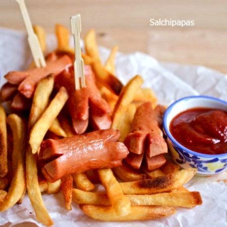 Salchipapas