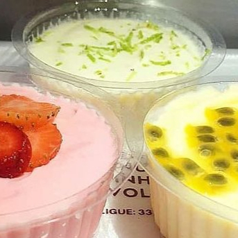 Mousse de Maracuja, limão ou Morango