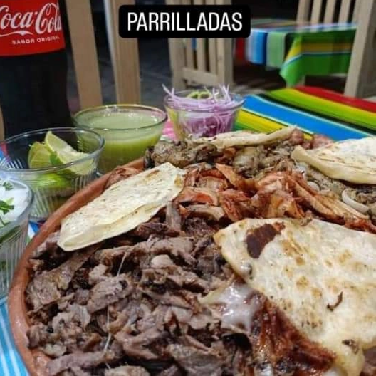 PARRILLADAS DE CARNE