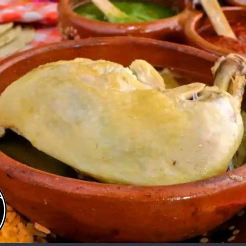 Caldo de pollo