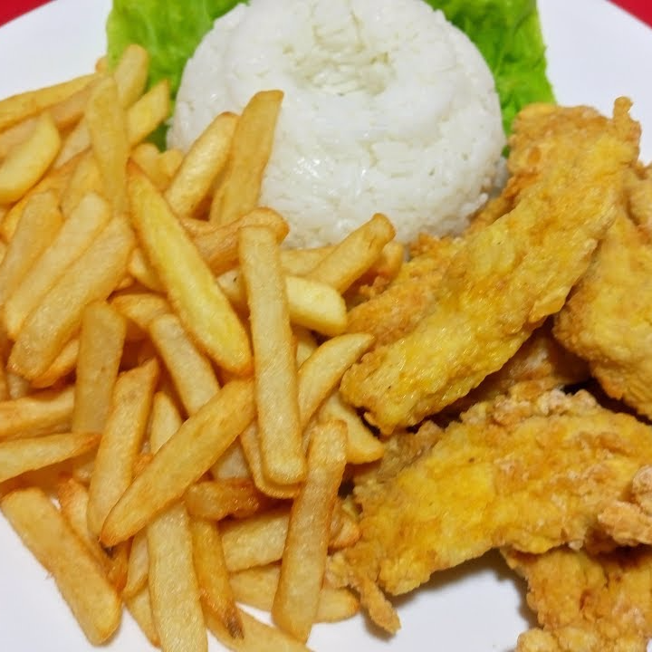 Chicharrón de Pollo + Bebida del Día