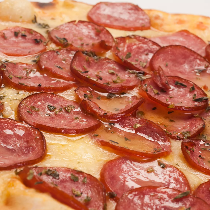 Pizza de calabresa SEM CEBOLA