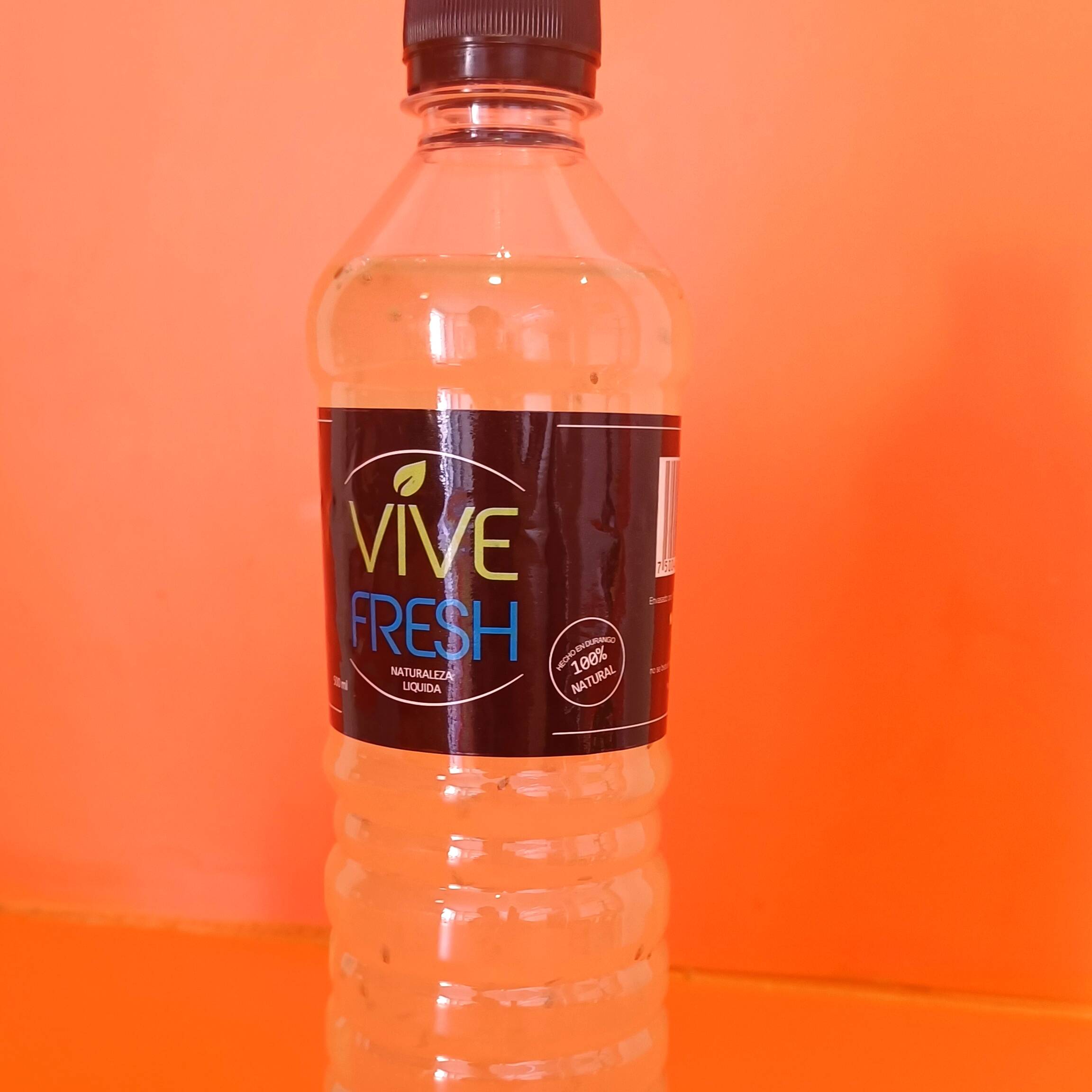 Agua fresca Limón con chía