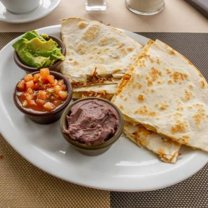 Quesadilla de Pollo o Carne