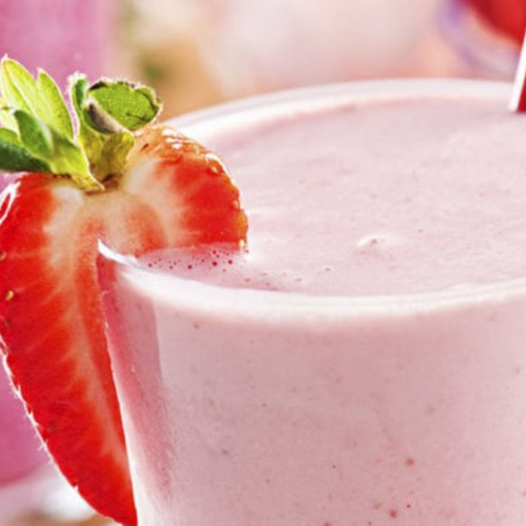 LICUADO DE FRESA 16oz