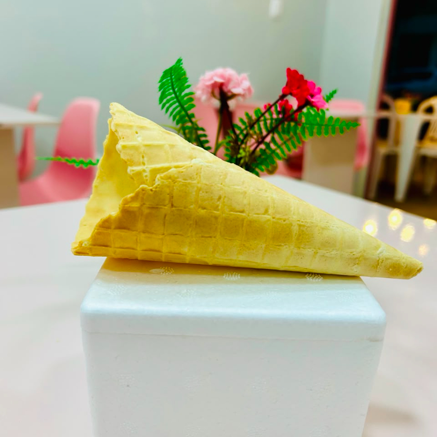 Sorvete com cascao simples, acompanha 1 cascao, sorvete de maquina soft, produzido artesanalmente.
