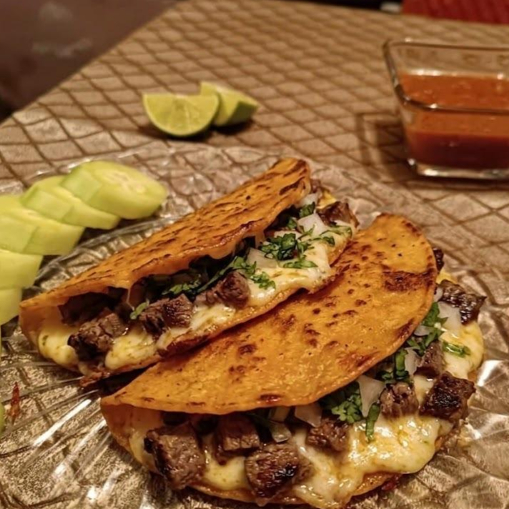Promo 2 Tacos Dorados con Queso + Vichi