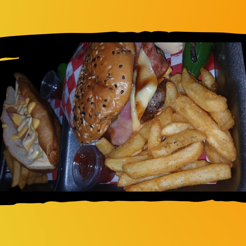 Burger Bacon Argentina + Dogo + Papa