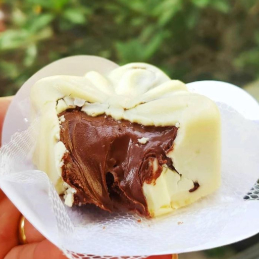 Casquinha de chocolate branco, Nutella e brownie da Grazi