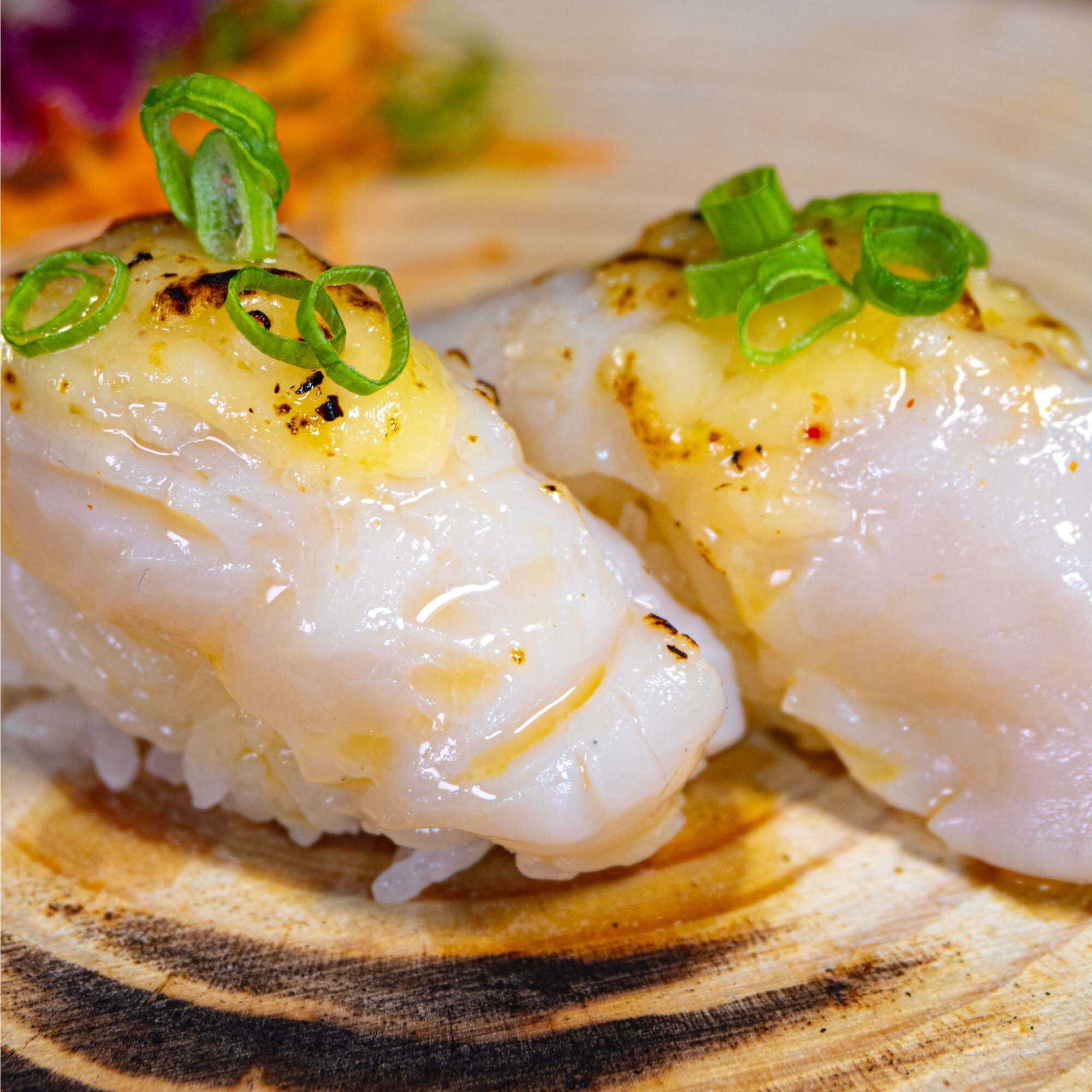 Nigiri de Conchas a la Parmesana
