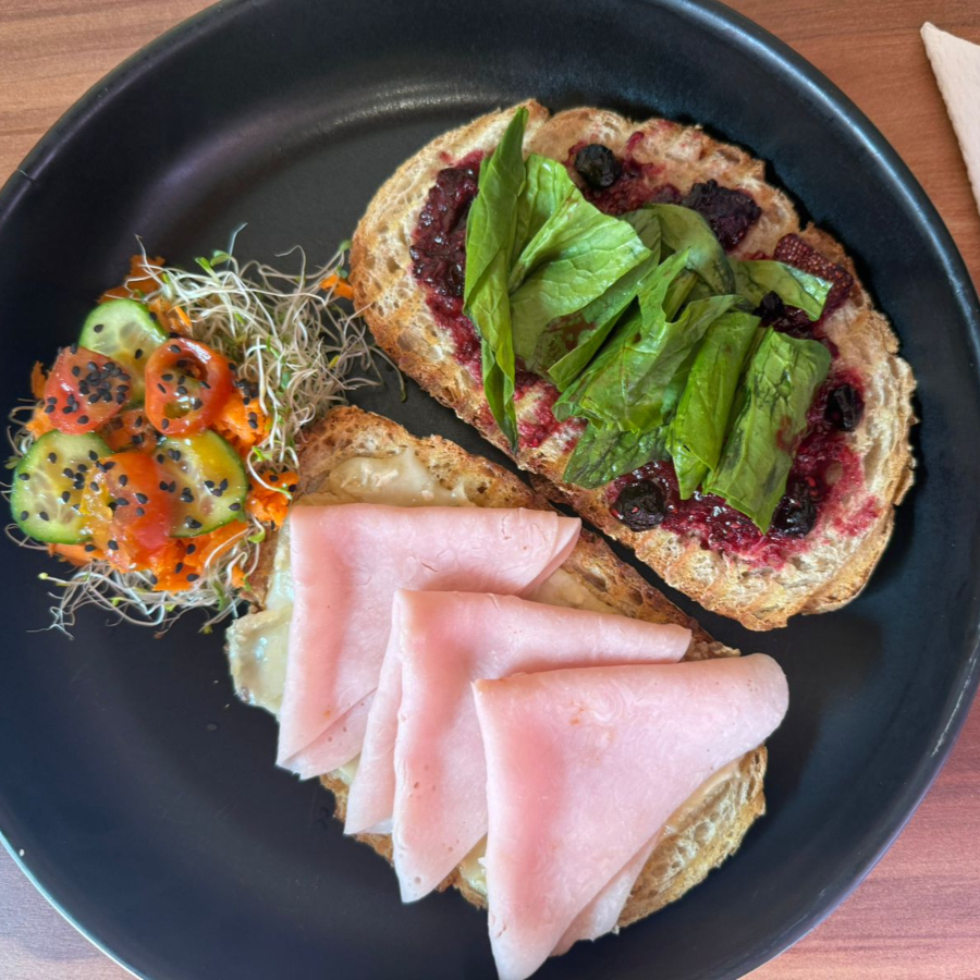 SANDWICH PAVO & BRIE