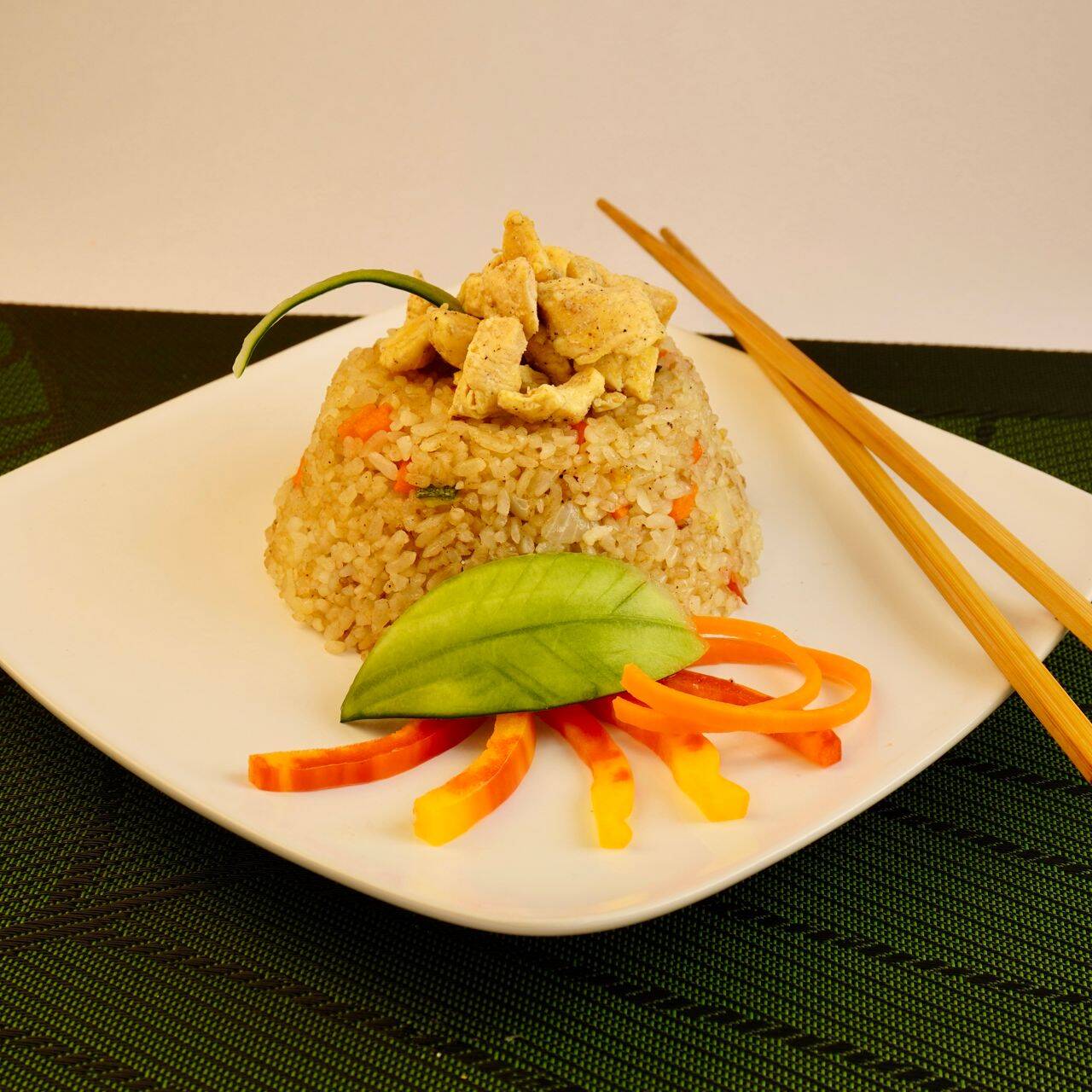 Yakimeshi Pollo