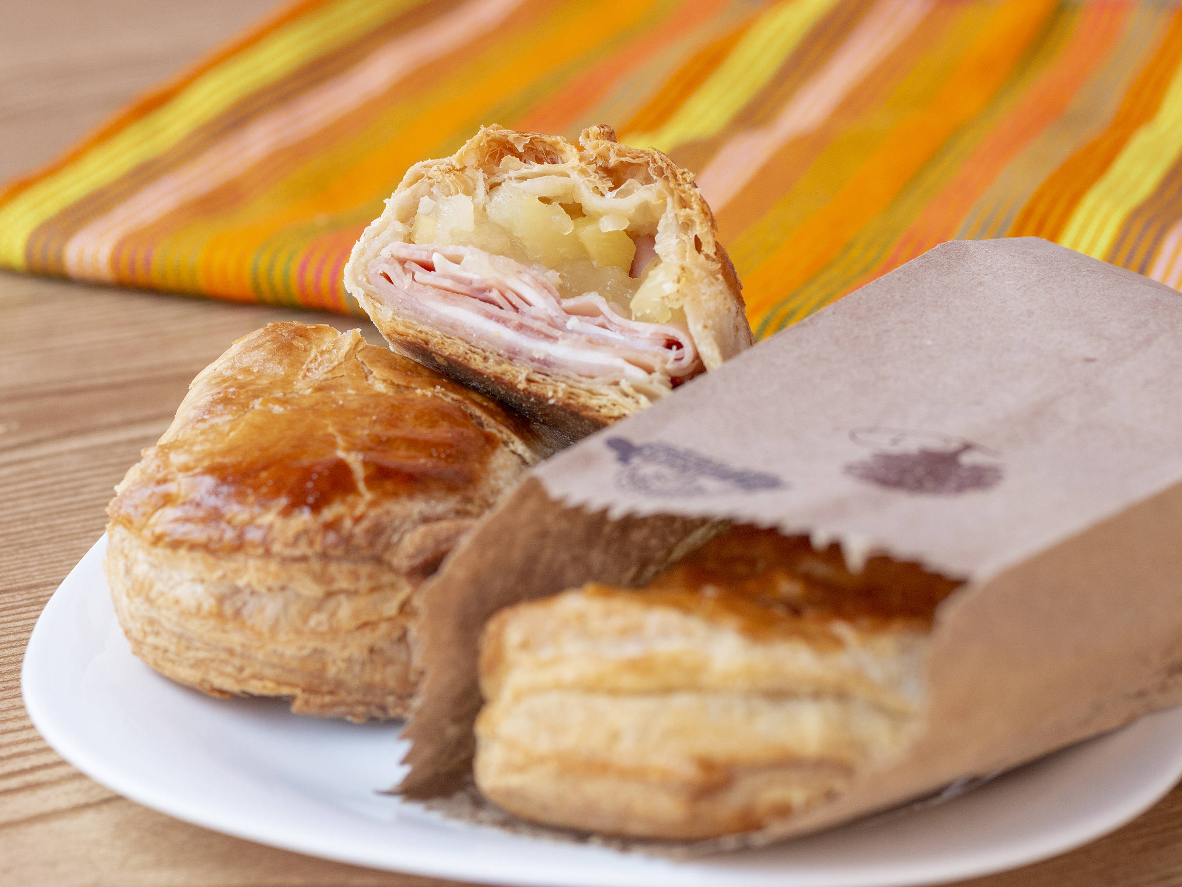 Paste Hawaiano