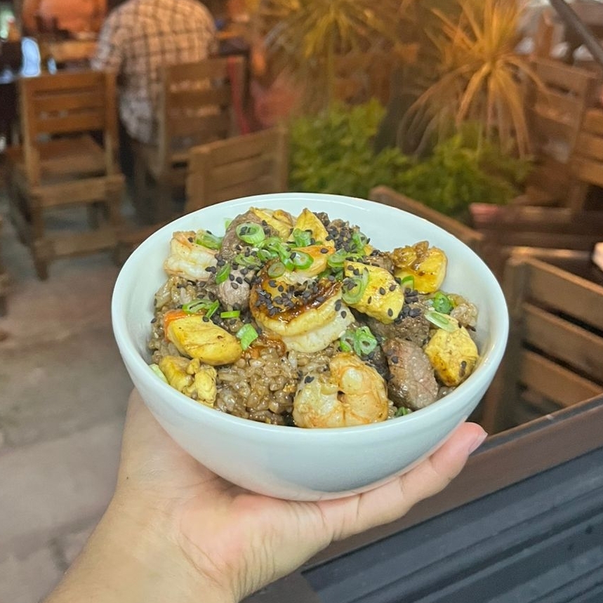 Yakimeshi Mixto.