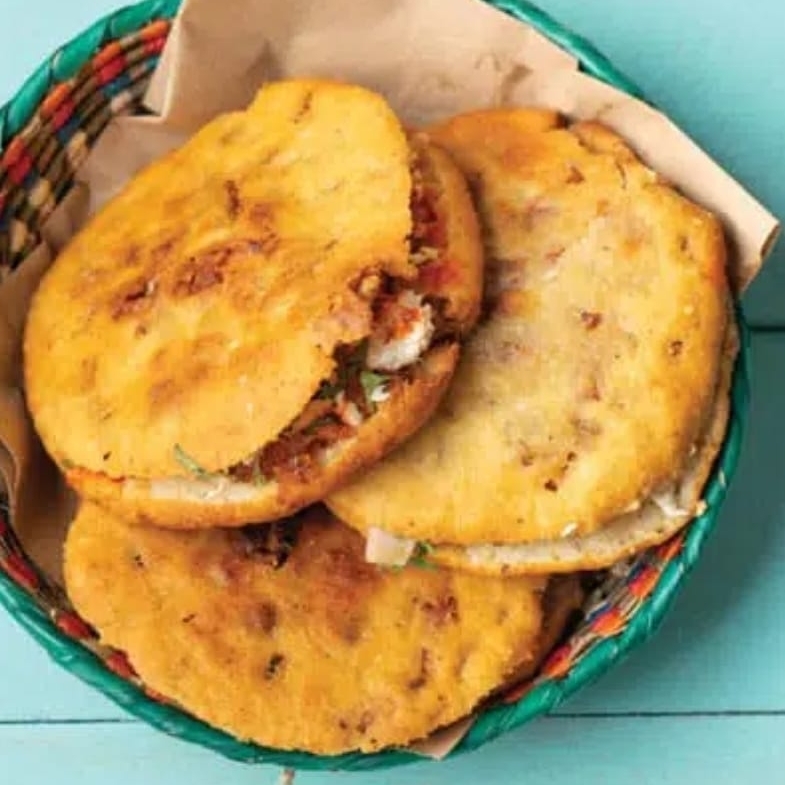 Gordita de Queso en Rajas