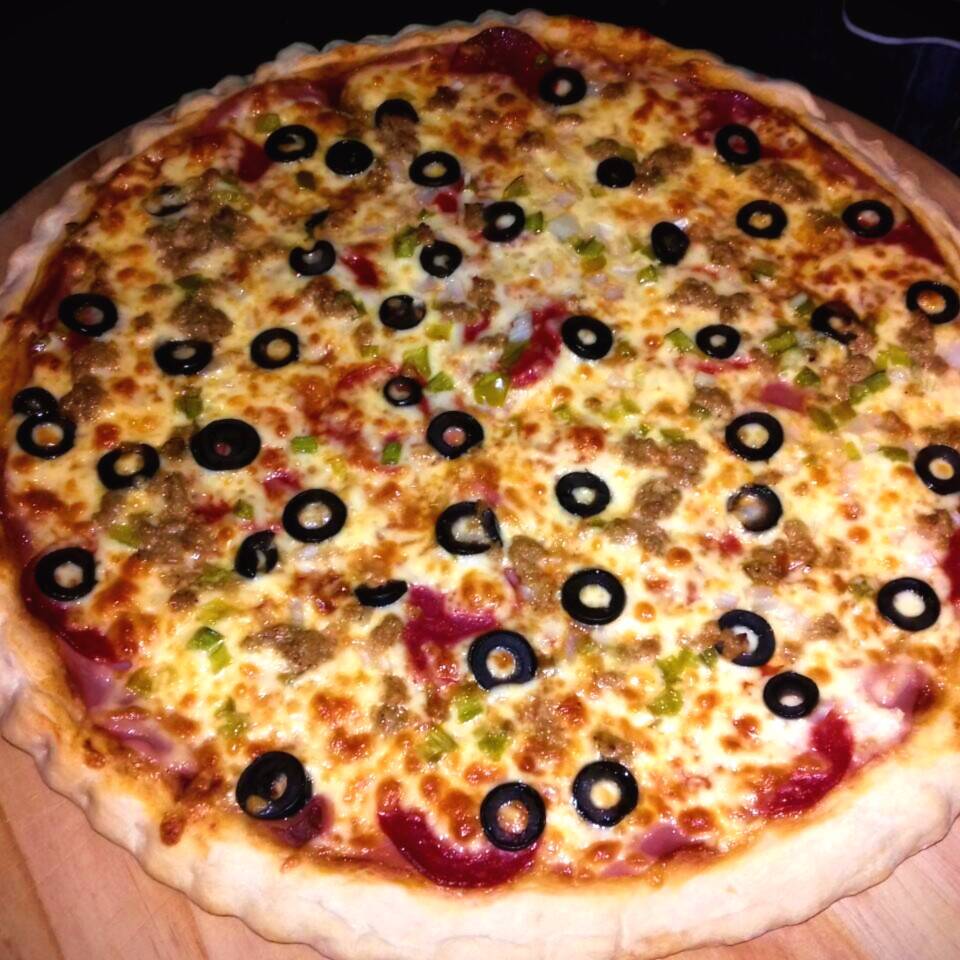 Pizza perla negra grande