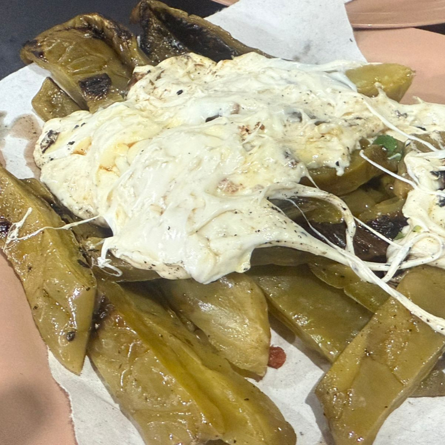 Orden de Nopales con Queso
