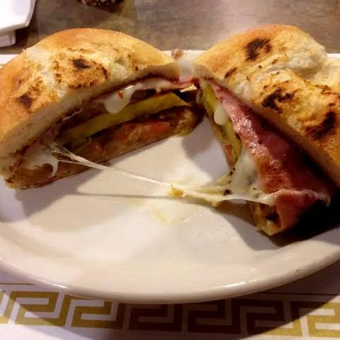 Torta Hawaiana con Queso