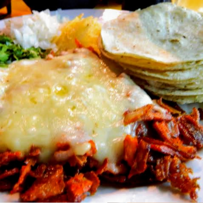 Combo 1/2 de Pastor C/ Queso + Orden de Cebollines