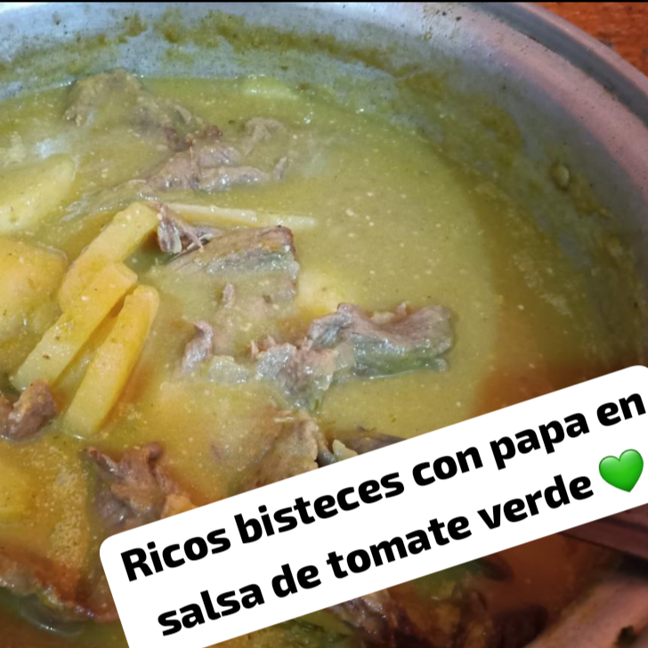 BISTECES CON PAPAS EN SALSA VERDE