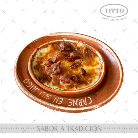Queso Fundido con Tocino