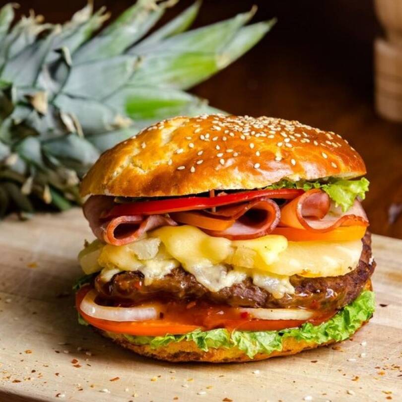 Hamburguesa hawaiana