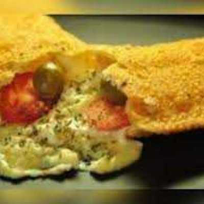 Mussarela, azeitonas, tomate e orégano