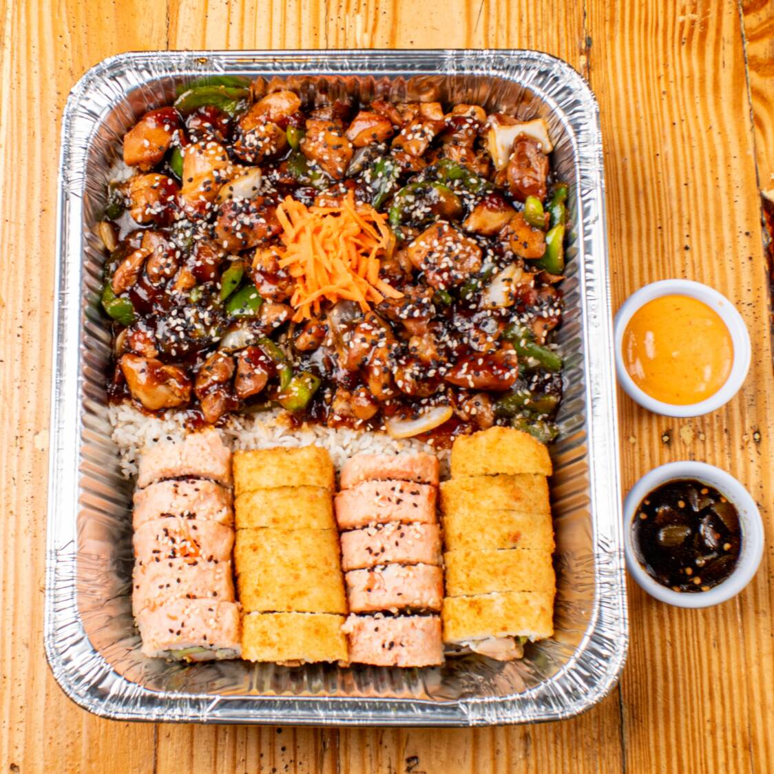 Charola Teriyaki + Rollos