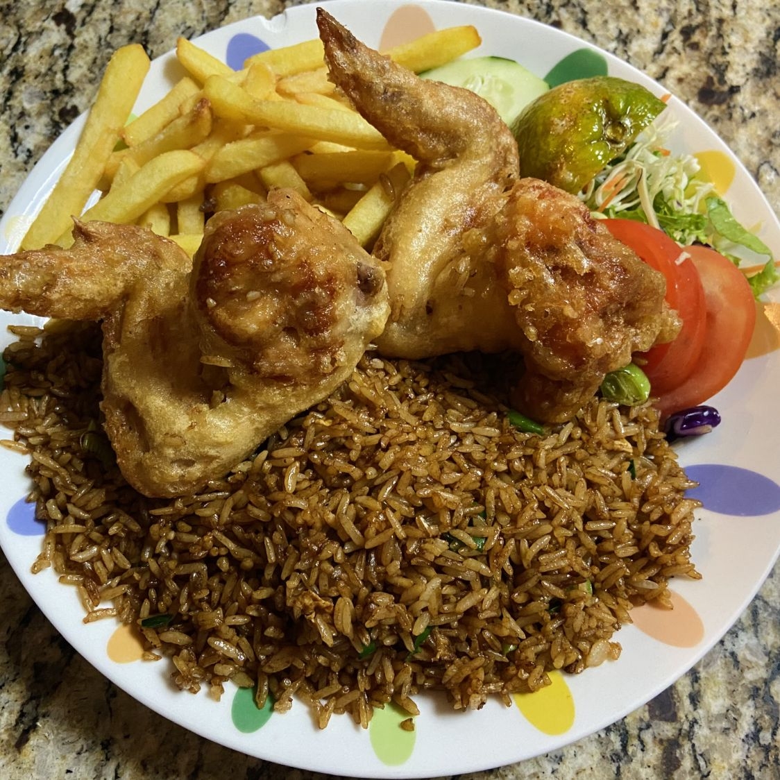 Plato del día con alas empanizazas