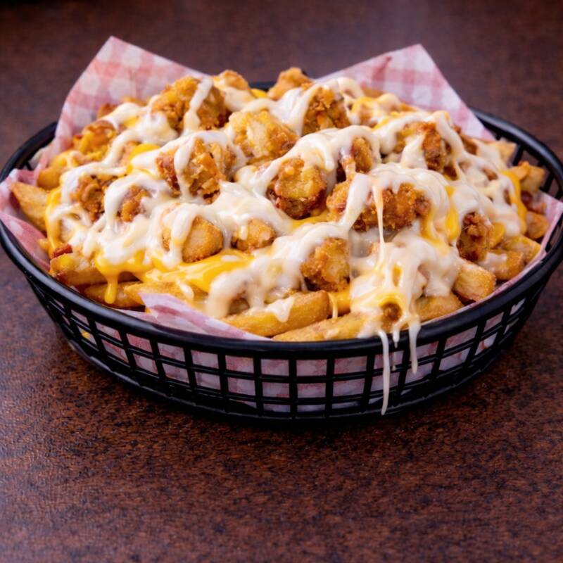 Papas Tres Quesos Fries