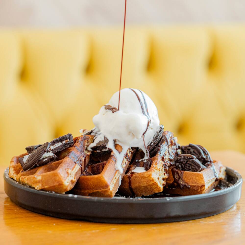 Waffle Cookies & Cream