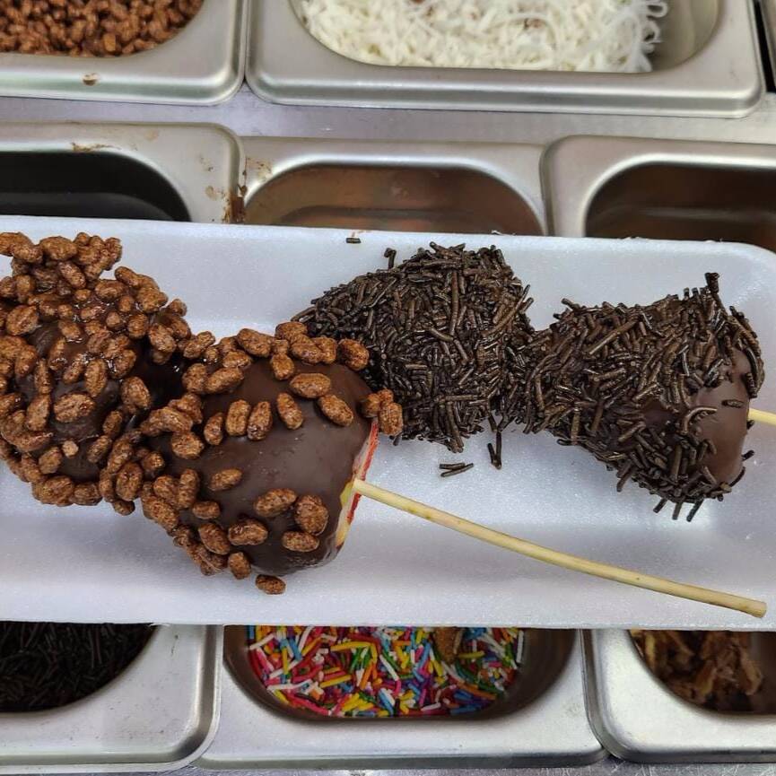 ORDENES DE CHOCO FRESAS CON CHOCOCRISPIS