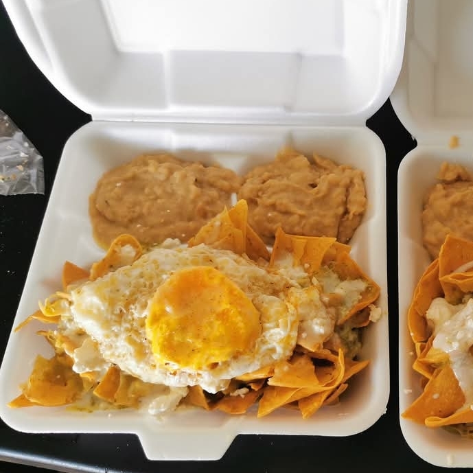 CHILAQUILES CON HUEVO