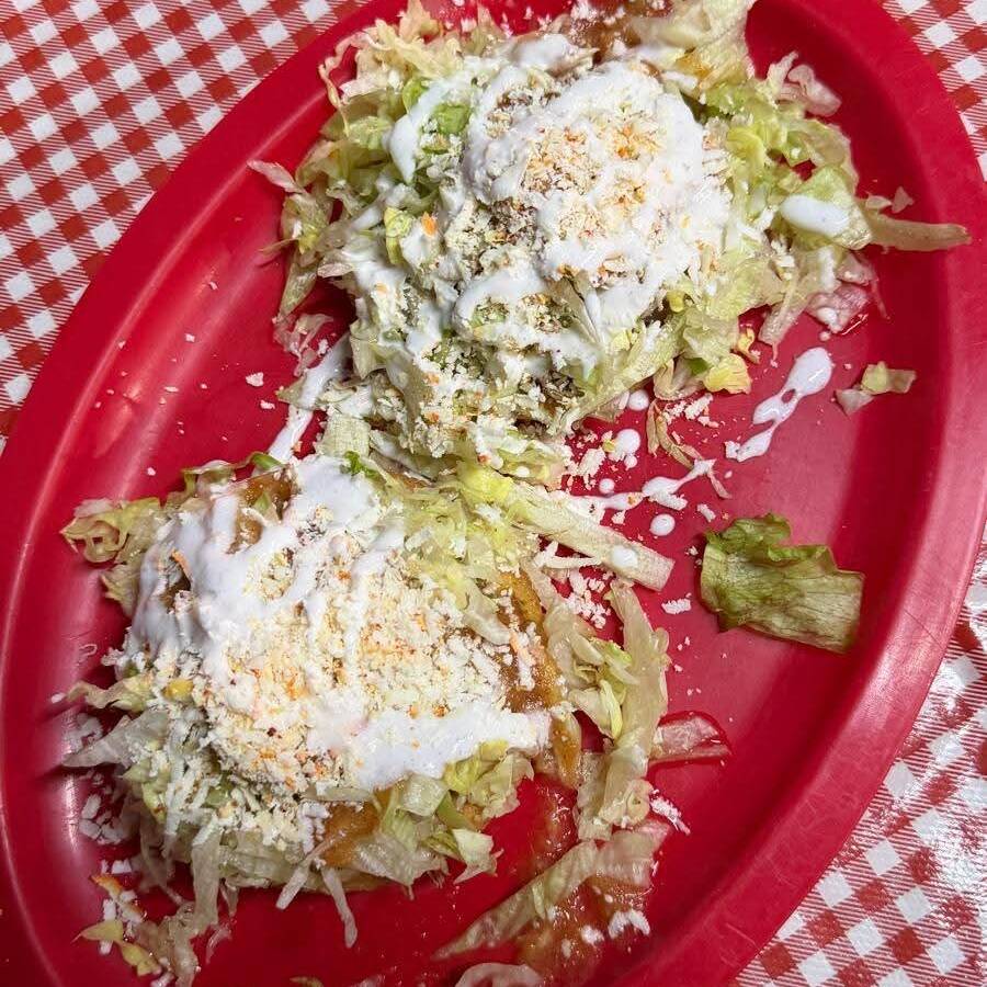 Sopes de pollo