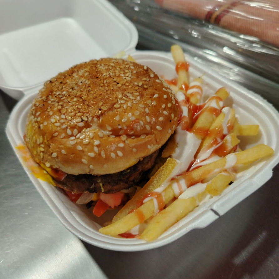 Mini Hamburguesa con Refresco