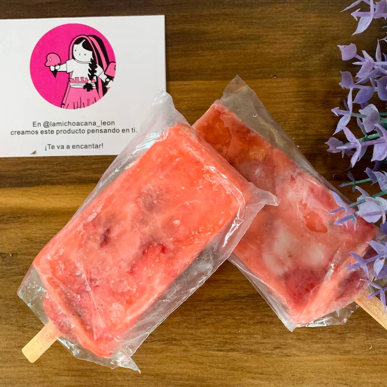 Paleta Fresa de Agua.
