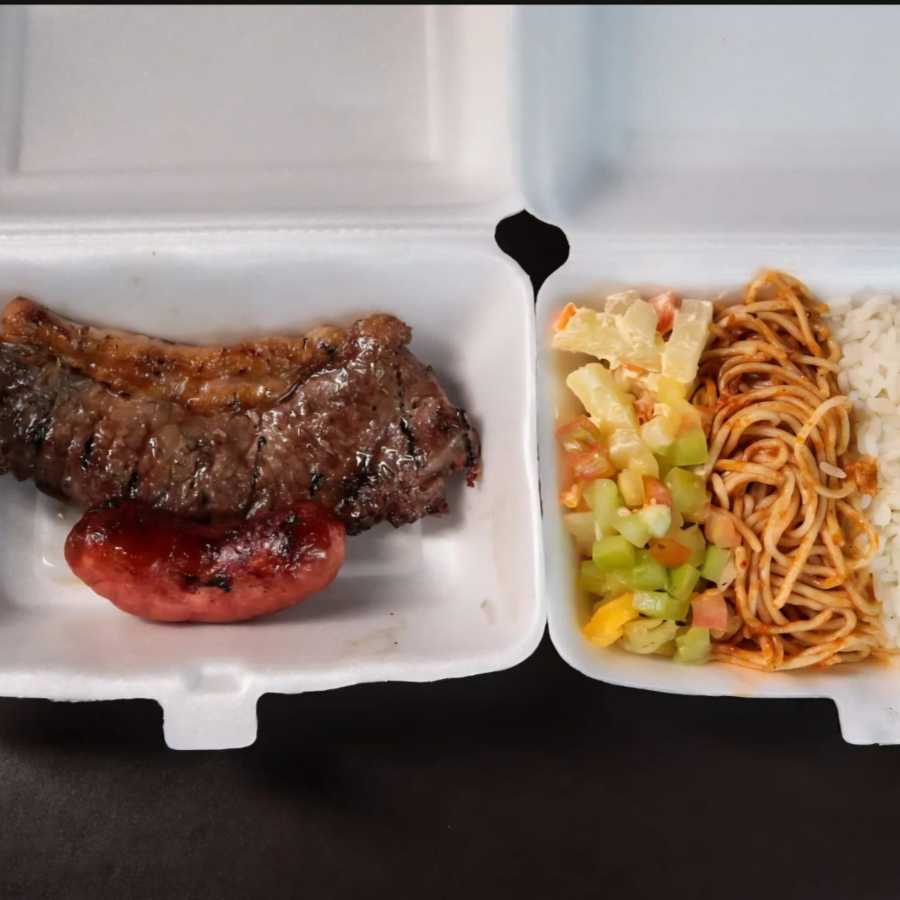 ACOMPANHA: FEIJÃO TROPEIRO, ARROZ, MACARRÃO,VINAGRETE.