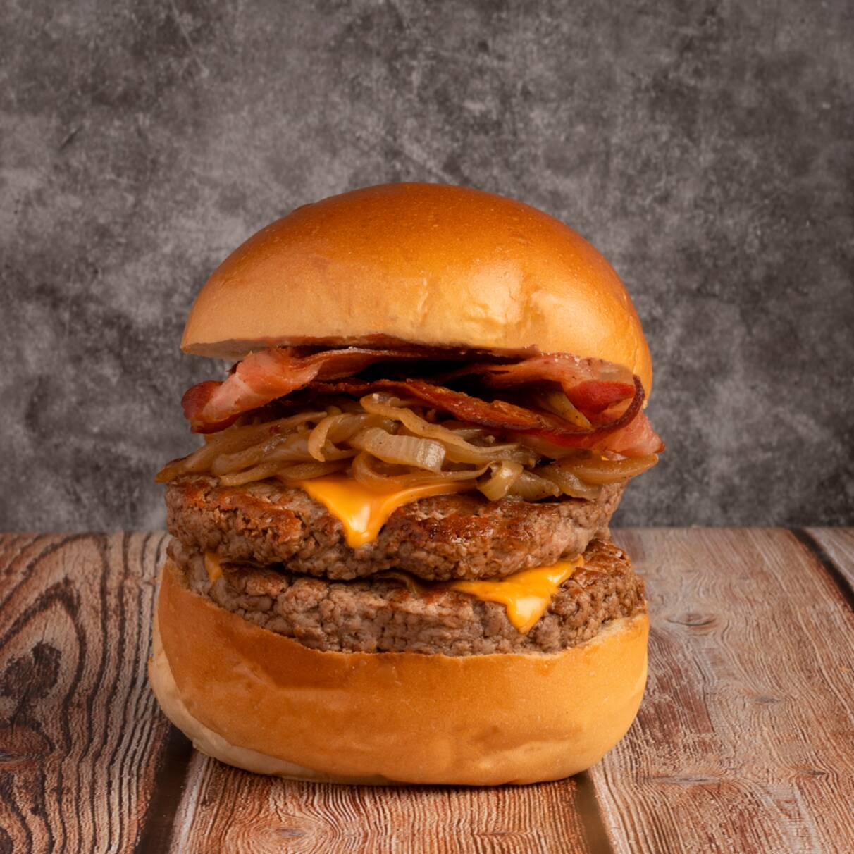 Double Cheese Burger + Papas a Elegir
