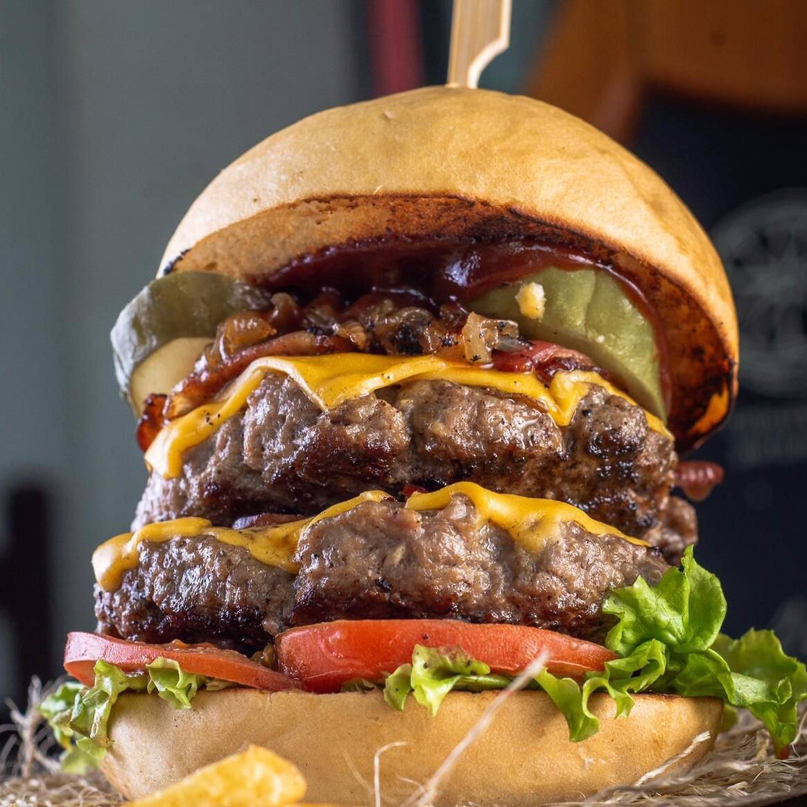 Hamburguesa American Burger + Papa a la Francesa